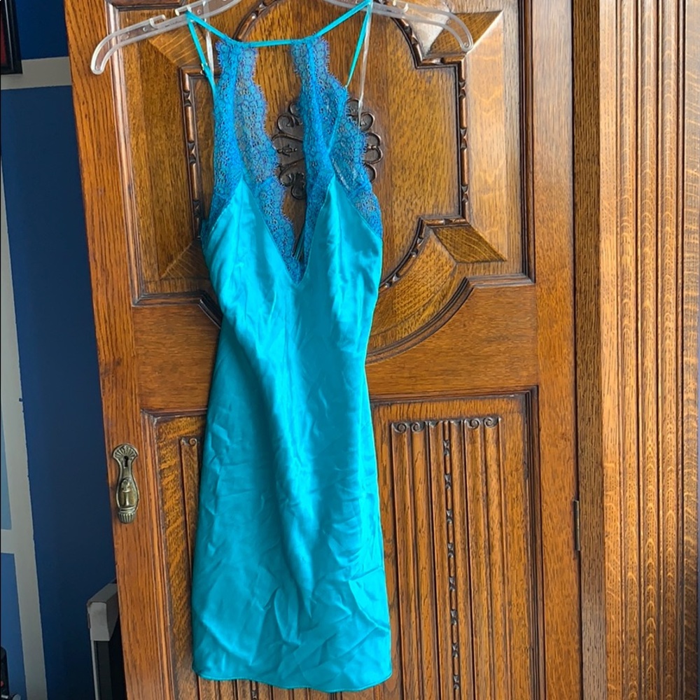NWT Victoria’s Secret Nightgown Slip Chemise Small